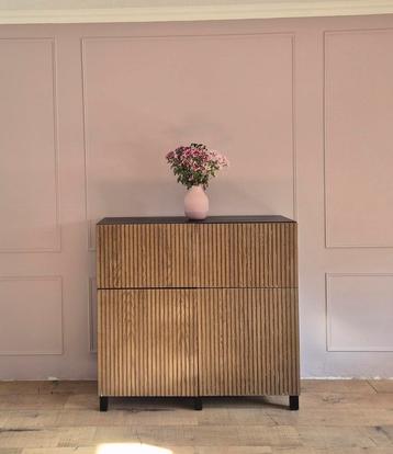 Besta dressoir Bjorkoviken met lades (boven) en kast (onder) beschikbaar voor biedingen