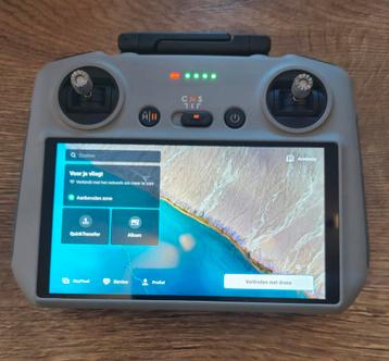 DJI RC 2 RM331 smart controller beschikbaar voor biedingen