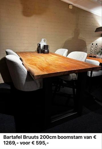 Bartafel Bruuts 200cm Boomstam showroommodel beschikbaar voor biedingen