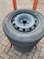 Winterbanden z.g.a.n.! Petlas / 175/65R15 84T, Ophalen, Zo goed als nieuw