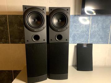 KEF Q30 2-WEG SPEAKERS 6-OHM 125 WATTS ( GEHEEL ORGINEEL ) beschikbaar voor biedingen