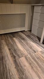 Laminaatvloer (18m2) - Zelf verwijderen voor 20 feb, Gebruikt, Grijs, Ophalen of Verzenden, Modern