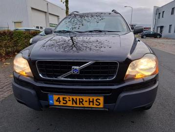 Volvo XC90 2.5 T automaat/7 zits/clima/cruise/leder/navi beschikbaar voor biedingen