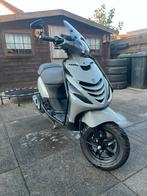 Piaggio Zip 2000 4T Nardo Grey, Fietsen en Brommers, Ophalen of Verzenden, Gebruikt, Overige typen, Piaggio