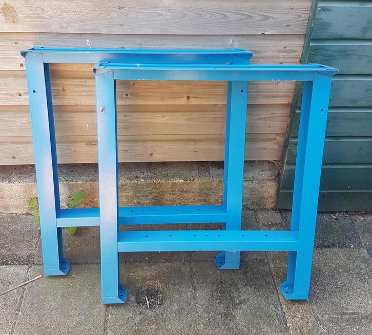 Verschillende sets zware kwaliteit poten voor een werkbank, Doe-het-zelf en Verbouw, Werkbanken, Zo goed als nieuw, Ophalen