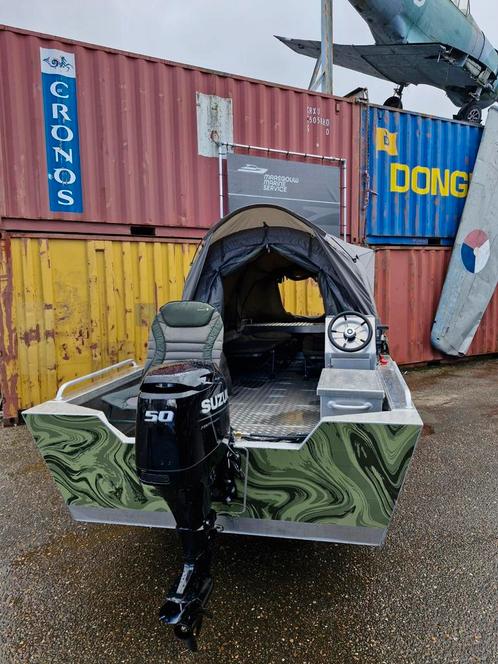 Aluminium karperboot/platbodem met zelflozende kuip, Watersport en Boten, Vis- en Consoleboten, Nieuw, 30 tot 50 pk, 3 tot 6 meter