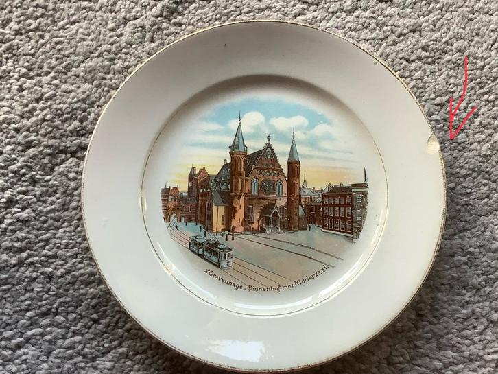 Zeer oude bordjes van Societe Ceramique Maestricht, Antiek en Kunst, Antiek | Wandborden en Tegels, Ophalen of Verzenden