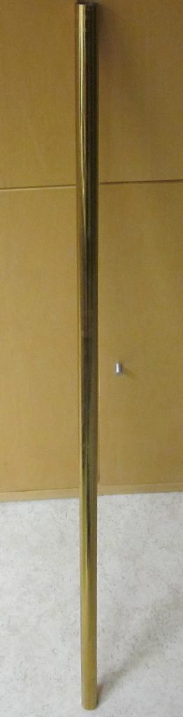 Te Koop: Een goudkleurige gordijnroede, ZGAN. , Huis en Inrichting, Stoffering | Gordijnen en Lamellen, Zo goed als nieuw, 100 tot 150 cm