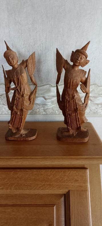 Houten beeldjes 35 cm beschikbaar voor biedingen