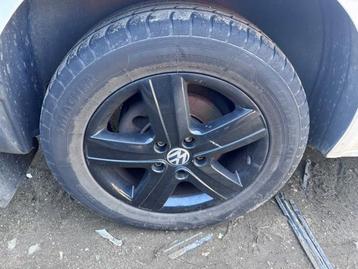 Velgen set + banden van een Volkswagen Transporter beschikbaar voor biedingen