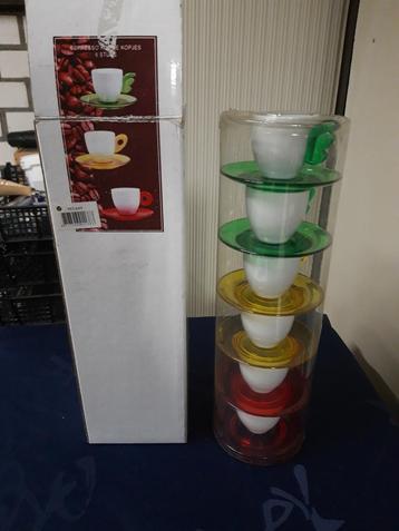 6 espresso kop en schotel nieuw  beschikbaar voor biedingen