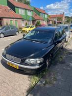 Comfortabele Volvo V70 2.4 170PK AUT - Zwart, Auto's, Stof, 1800 kg, Zwart, Stationwagon