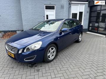 Volvo V60 1.6 T4 Ocean Race | LEER | NAVI | TREKHAAK | beschikbaar voor biedingen