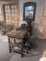 Stoere robuuste markttafel uit India, Antiek en Kunst, Curiosa en Brocante, Ophalen