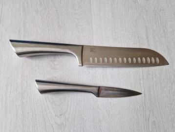 2 keukenmessen van Vivo beschikbaar voor biedingen