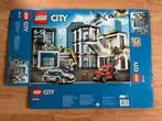 Lego City politiestation - 60141, Kinderen en Baby's, Speelgoed | Duplo en Lego, Ophalen of Verzenden, Zo goed als nieuw