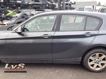 Portier 4Deurs links-achter van een BMW 1-Serie (B39) beschikbaar voor biedingen