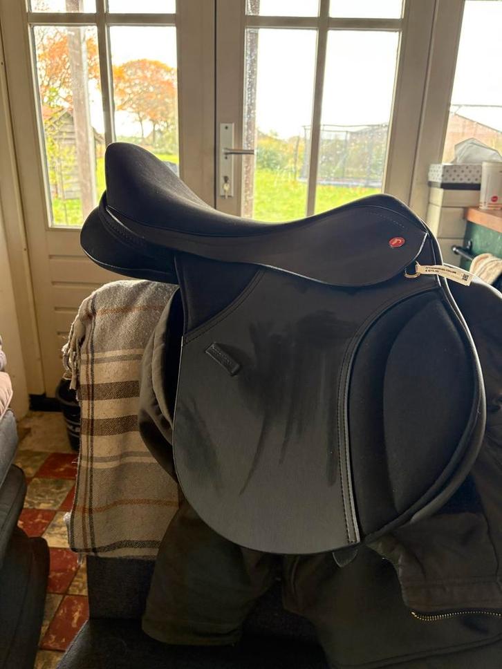 Splinternieuw thorowgood t4 ponyzadel, 15 inch, Dieren en Toebehoren, Paarden en Pony's | Zadels, Nieuw, Ophalen of Verzenden