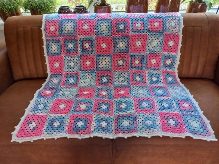 Nieuwe handgemaakte gehaakte sprei, deken, ledikant deken, Huis en Inrichting, Woonaccessoires | Plaids en Woondekens, Nieuw, Ophalen of Verzenden