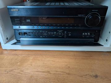 Onkyo TX-NR807 beschikbaar voor biedingen