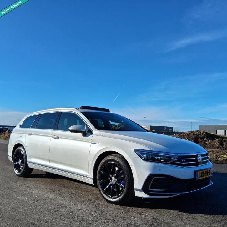 Bomvolle Passat GTE/Virtual/Pano/Trekhaak/Oryxweiß/Keyless, Auto's, Volkswagen, Bedrijf, Passat, 360° camera, ABS, Achteruitrijcamera