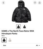 Kaws x The North Face Himalayan Parka M, Kleding | Heren, Ophalen of Verzenden, Nieuw, Maat 48/50 (M), Zwart