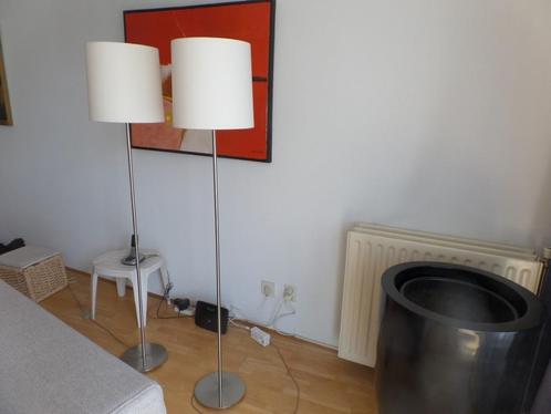 Twee staande design schemerlampen, Huis en Inrichting, Lampen | Vloerlampen, Zo goed als nieuw, 150 tot 200 cm, Metaal, Stof, Ophalen