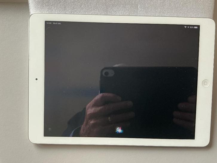 ipad Air 1e generatie modelnr: A1474, Computers en Software, Apple iPads, Zo goed als nieuw, Apple iPad, Wi-Fi, 10 inch, 16 GB