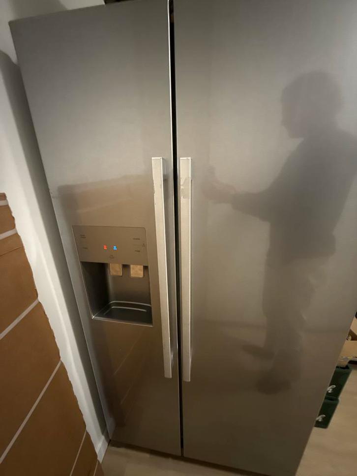 Samsung RS50N3403SA/EF Amerikaanse Koelkast, Witgoed en Apparatuur, Koelkasten en IJskasten, Gebruikt, Met aparte vriezer, 200 liter of meer