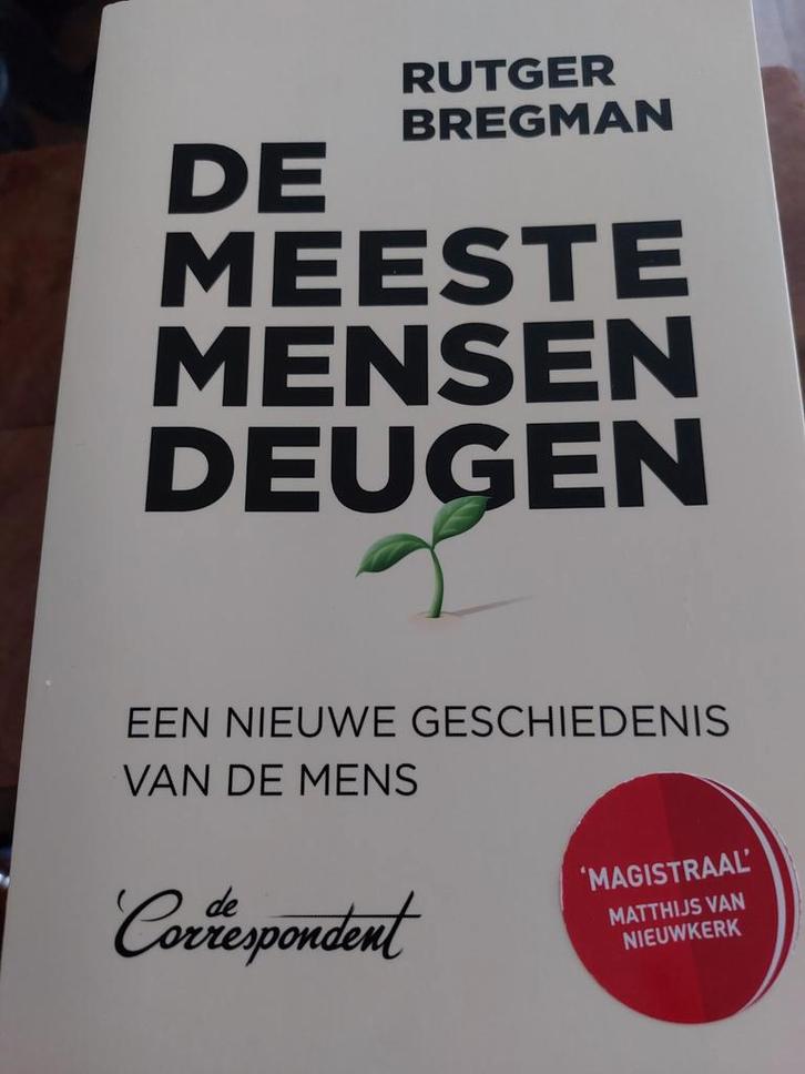 Rutger Bregman - De meeste mensen deugen, Boeken, Overige Boeken, Zo goed als nieuw, Ophalen of Verzenden