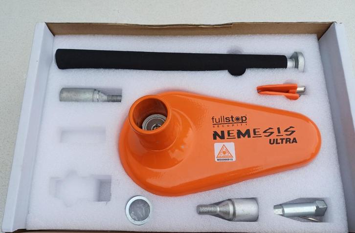 Wielklem Nemesis Ultra, Auto diversen, Aanhangwagen-onderdelen, Zo goed als nieuw, Ophalen