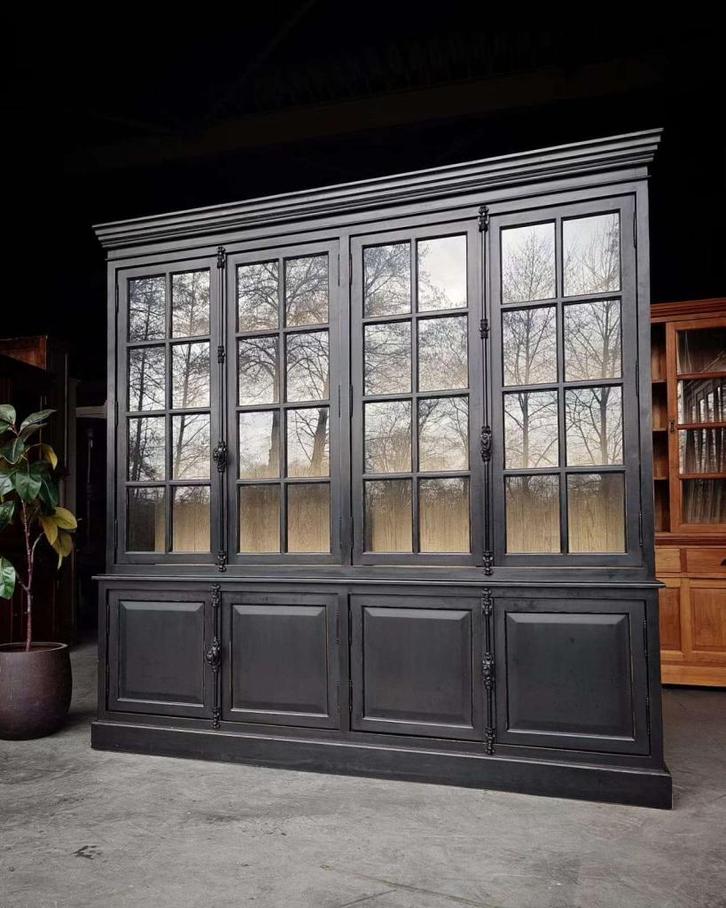 Prachtige zwarte Vitrinekast | Chique buffetkast zwart #2479, Huis en Inrichting, Kasten | Buffetkasten, Gebruikt, 200 cm of meer