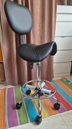 Ergonomische Zadelkruk met Rugleuning Zwart op Wielen, Zwart, Ophalen of Verzenden, Zo goed als nieuw, Bureaustoel