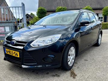 Ford FOCUS Wagon 1.0 ECOBOOST (Motorschade) (bj 2013) beschikbaar voor biedingen