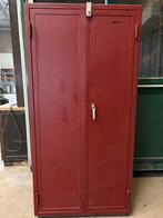 Brandvertragende Escaliet kast, Ophalen