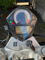 Suzuki SV650 - Betrouwbare Naked Bike, 2 cilinders, Motorrijbewijs A, Particulier, 645 cc