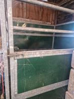 Gezocht verlengstuk koppelstuk voor concoursbox/ stalwand, Dieren en Toebehoren, Stalling en Weidegang