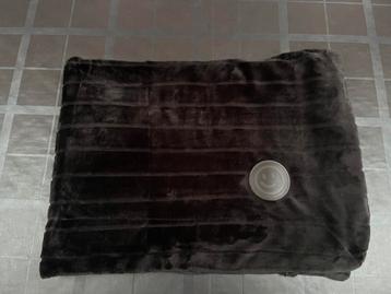 Dekentje / blanket bruin (180x125 cm)