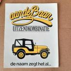 Vintage sticker Jeep Wrangler Aan de baan uitzendkombinatie, Ophalen of Verzenden, Zo goed als nieuw, Overige typen