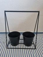Leuke zwarte bloempot / plantenrekje voor 2 plantjes, Rond, Ophalen of Verzenden, Zo goed als nieuw, Minder dan 25 cm