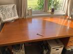 Robuust houten bureau, Huis en Inrichting, Ophalen, Gebruikt
