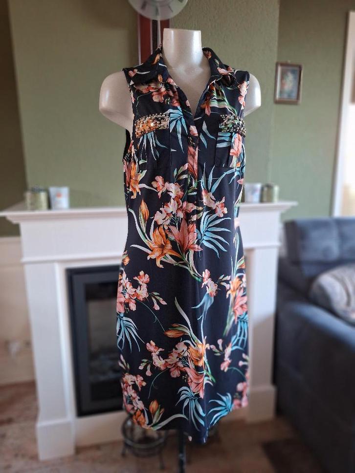 K-Design K design mouwloos marine blauw jurk XL gratis verz, Kleding | Dames, Jurken, Zo goed als nieuw, Maat 38/40 (M), Blauw