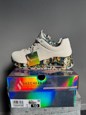Skechers nieuw maat 40 beschikbaar voor biedingen