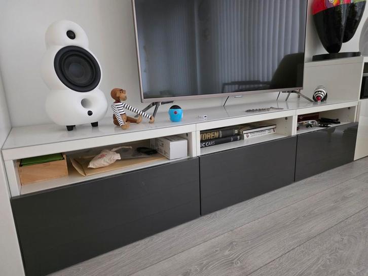 IKEA Besta dressoir TV meubel, Huis en Inrichting, Kasten | Televisiemeubels, Zo goed als nieuw, Minder dan 100 cm, 150 tot 200 cm