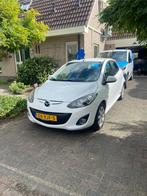Mazda 2 1.3 62kW 5 deurs 2011 Wit (pearl white), Auto's, Voorwielaandrijving, Euro 5, Zwart, 4 cilinders