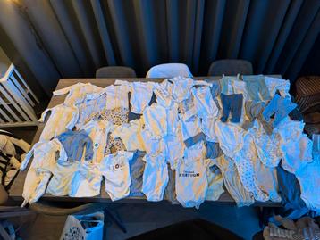 Baby kledingpakket maat 50 50/56 +/- 55 stuks beschikbaar voor biedingen