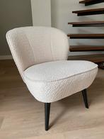 Fauteuil merk Woood. Ecru kleurige bouclé., Huis en Inrichting, Fauteuils, Ophalen, Minder dan 75 cm, Zo goed als nieuw, Stof