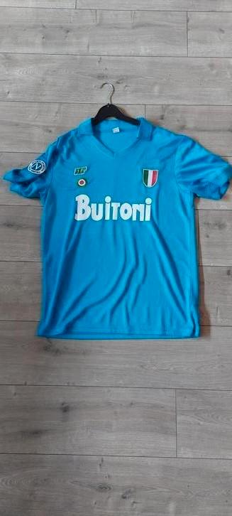 Voetbalshirt Napoli nr 10 maat L ( valt als M )