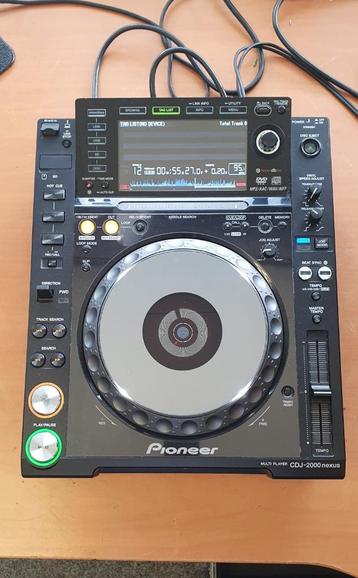 Pioneer CDJ 2000 Nexus incl flightcase beschikbaar voor biedingen