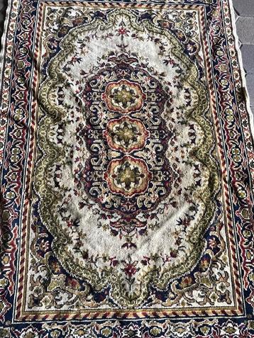 Groen Kleed - 2.00 x 1.30 m beschikbaar voor biedingen